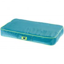 Подушка з міцного матеріалу Ferplast Polo 65 Cushion Blue для собак, синя, 65×40×8 см