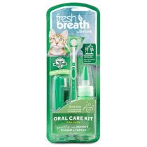 Набор TropiClean Fresh Breath Oral Care Kit for Cat для чистки зубов кошек, гель и 2 зубные щетки, 59 мл