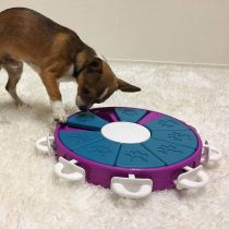 Інтерактивна іграшка для собак Nina Ottoson Твістер, фіолетова, 26×4.5 см